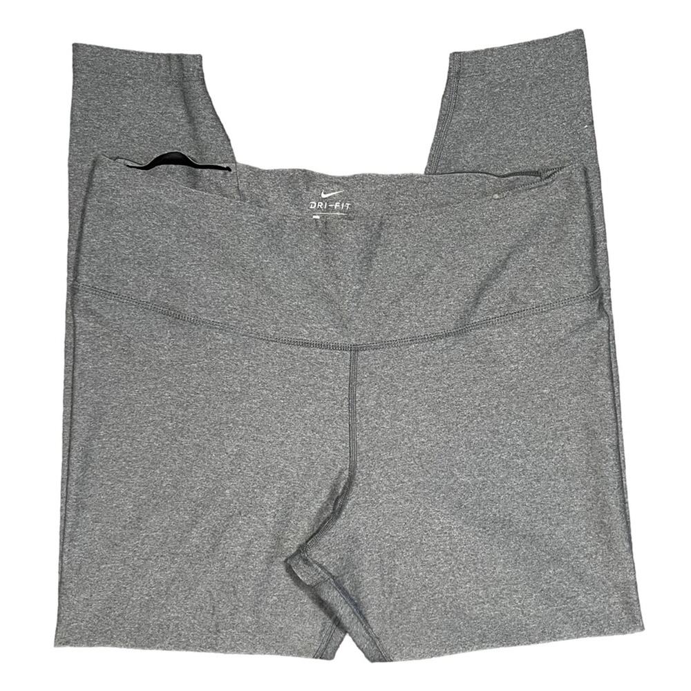 Nike Dri-Fit High-Waisted Plus Size XXL Cropped 3/4th Leggings Womens Size XXL